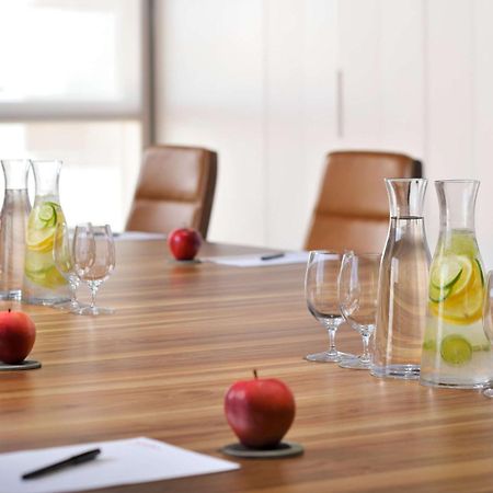 Moevenpick Hotel & Apartments Ghala Maskat Dış mekan fotoğraf Meeting room